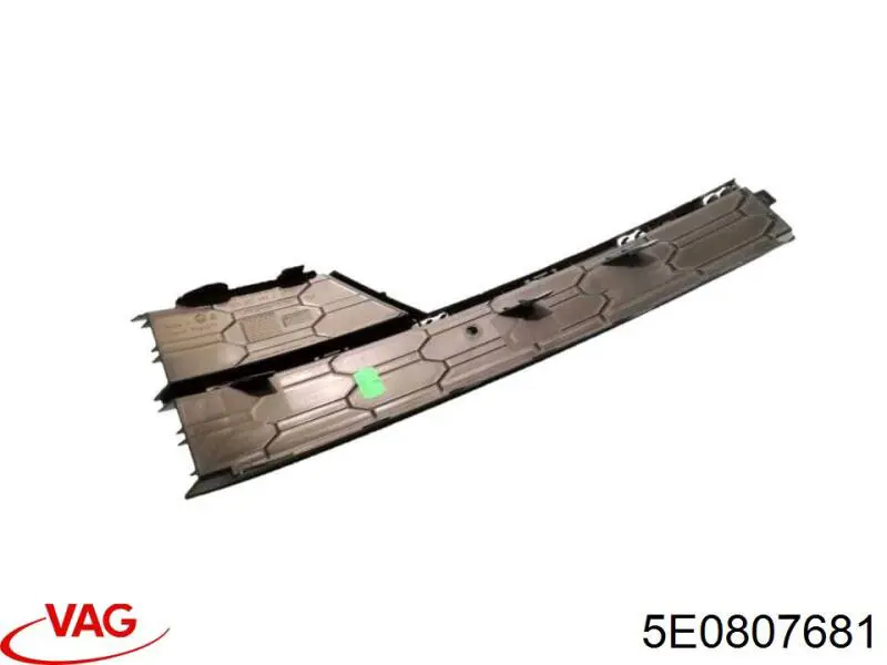 Tapa de rejilla de faro antiniebla delantero izquierdo VAG 5E0807681 precio, desde 12,08 EUR