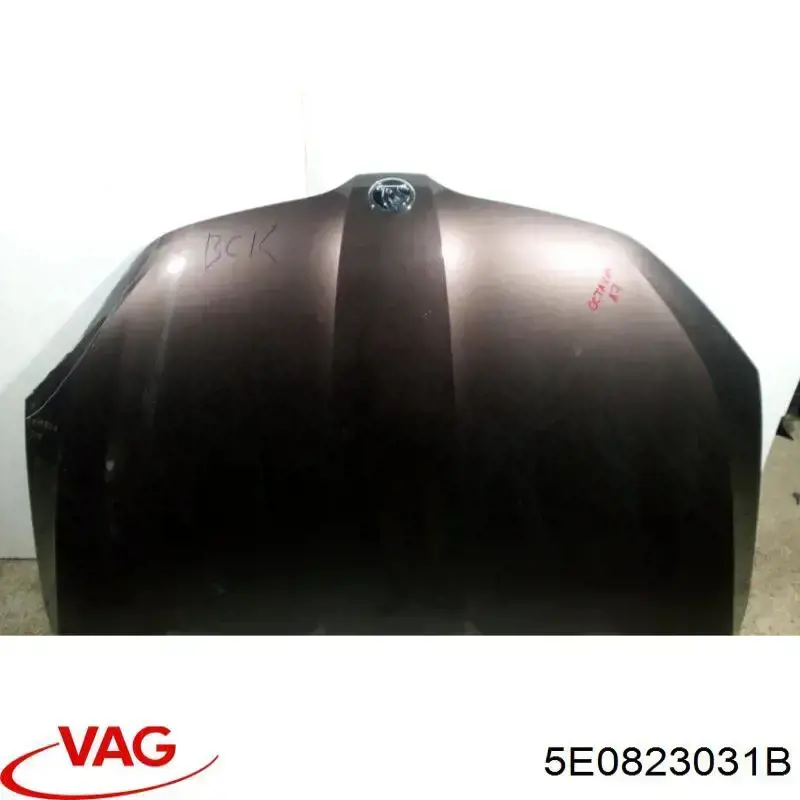 Capó del motor VAG 5E0823031B precio, desde 257,35 EUR