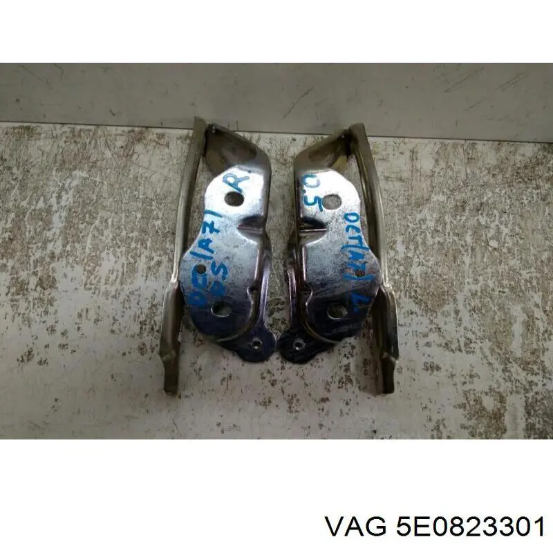 Comprar 5E0823301 VAG Bisagra izquierda del capó