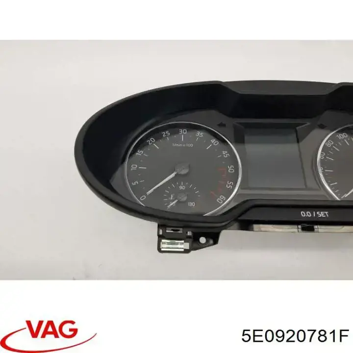 Tablero de instrumentos VAG 5E0920781F precio, desde 154,28 EUR