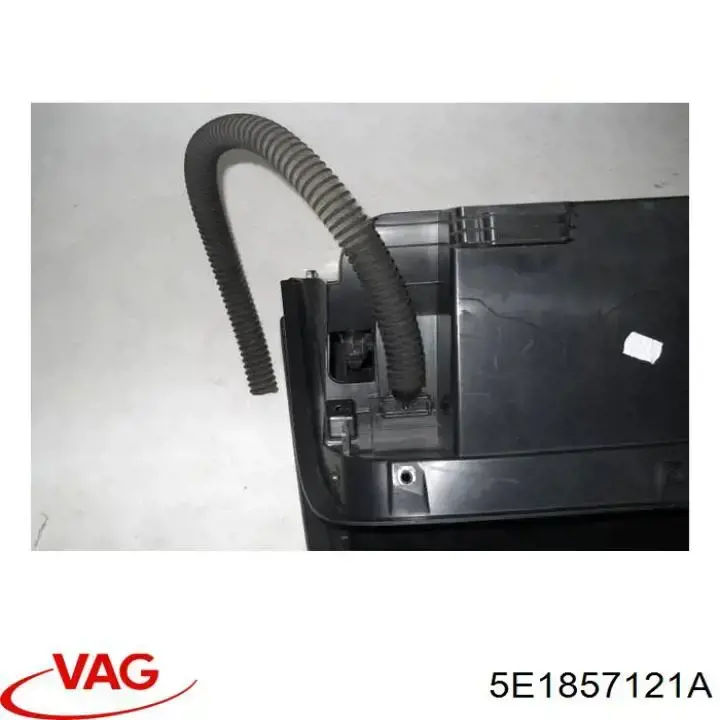 Tapa de la guantera VAG 5E1857121A precio, desde 72,60 EUR