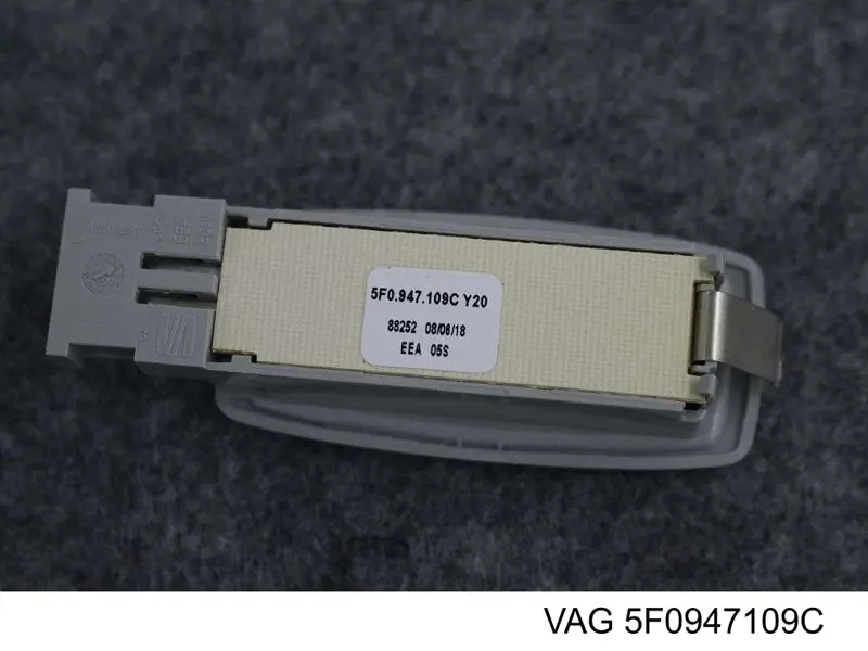 5F0947109C VAG 