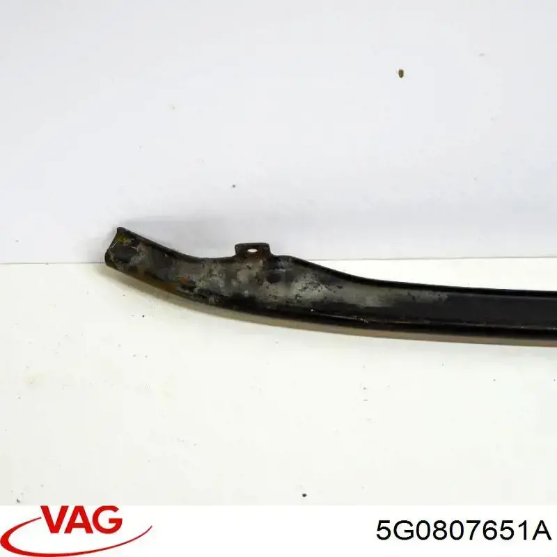 Refuerzo parachoque delantero 5G0807651A VAG
