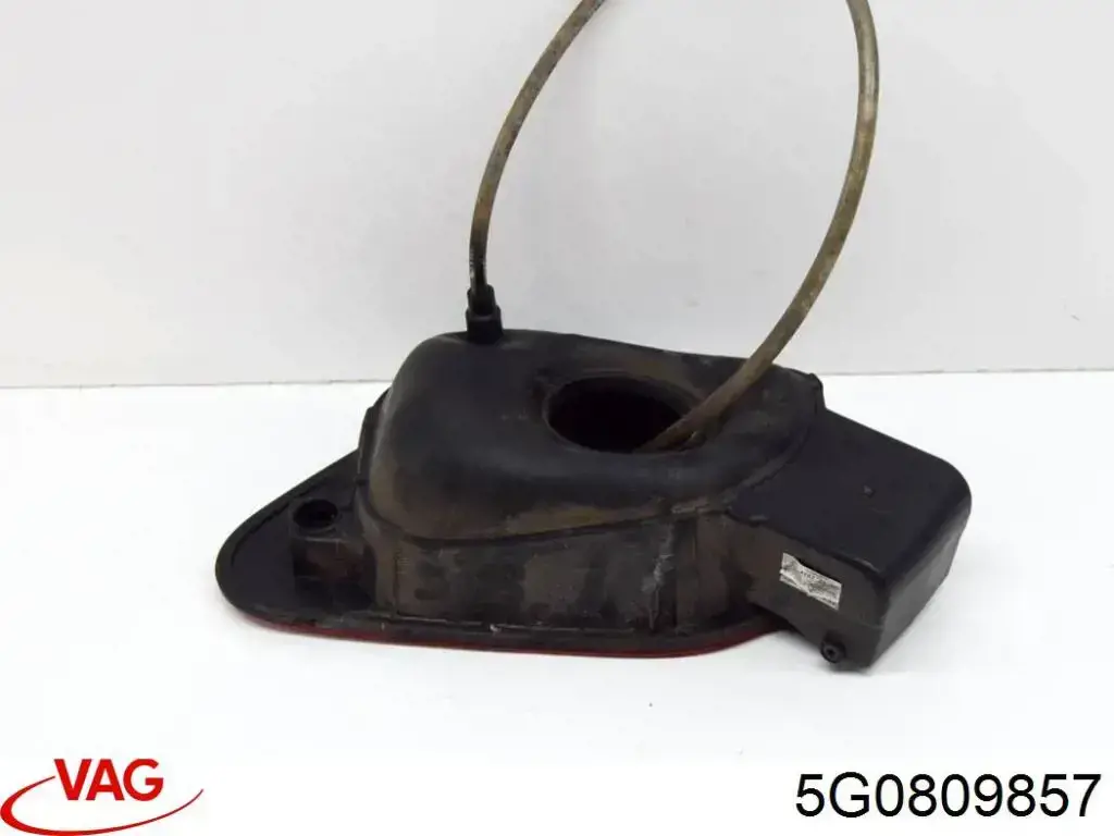 Comprar 5G0809857 VAG Boca de llenado del depósito de combustible