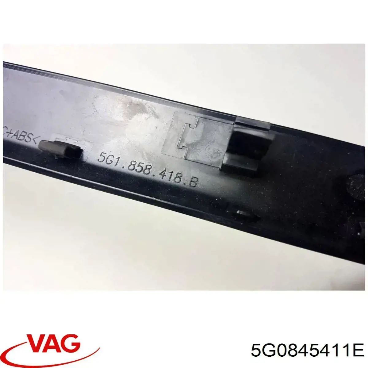 Cristal de ventilación puerta delantera izquierda VAG 5G0845411E