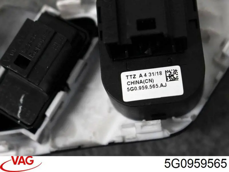 Módulo de espejos retrovisores en la puerta 5G0959565 VAG