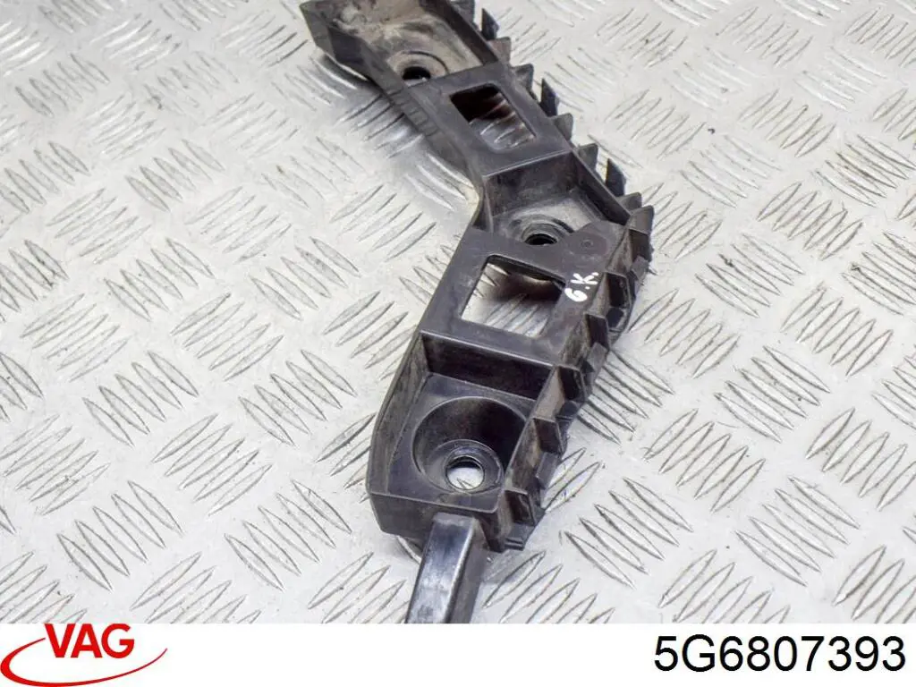 Soporte exterior izquierdo del parachoques trasero VAG 5G6807393 precio, desde 20,47 EUR