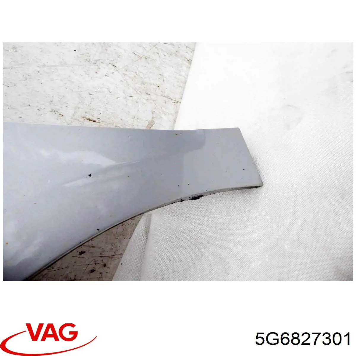 5G6827301 VAG Bisagra de puerta trasera