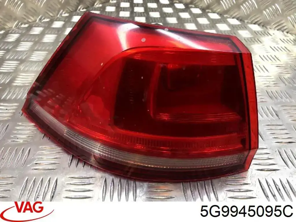 5G9945095C VAG piloto trasero exterior izquierdo