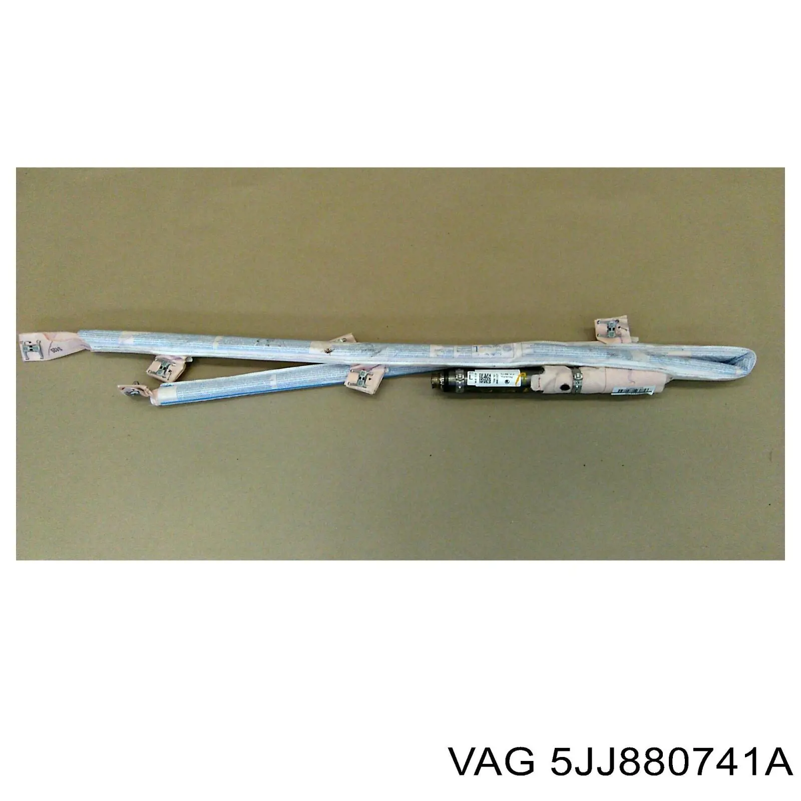 5JJ880741A VAG