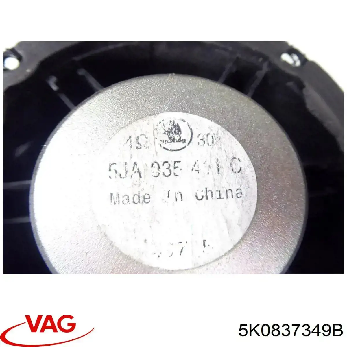 Tapa manija puerta trasera izquierda 5K0837349B VAG