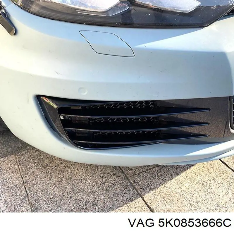 5K0853666C VAG Tapa de rejilla de faro antiniebla delantero derecho