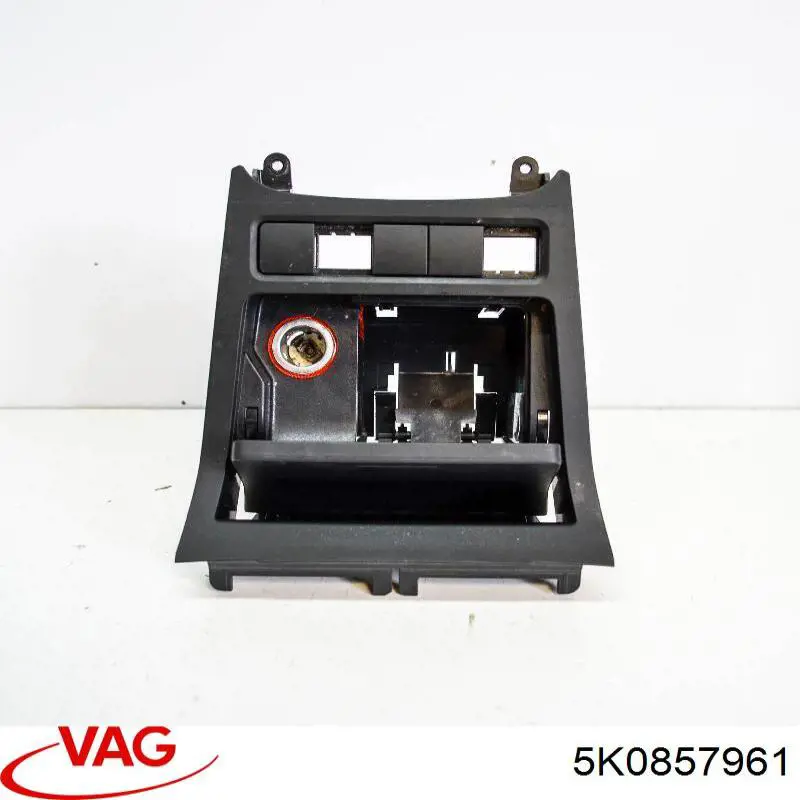 Cenicero de la consola central VAG 5K0857961 precio, desde 46,46 EUR