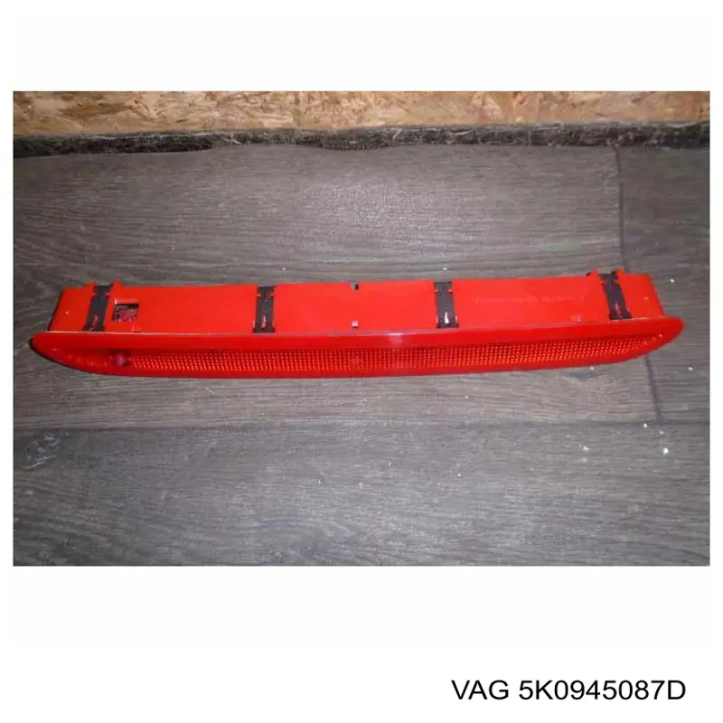 Luz de freno adicional VAG 5K0945087D