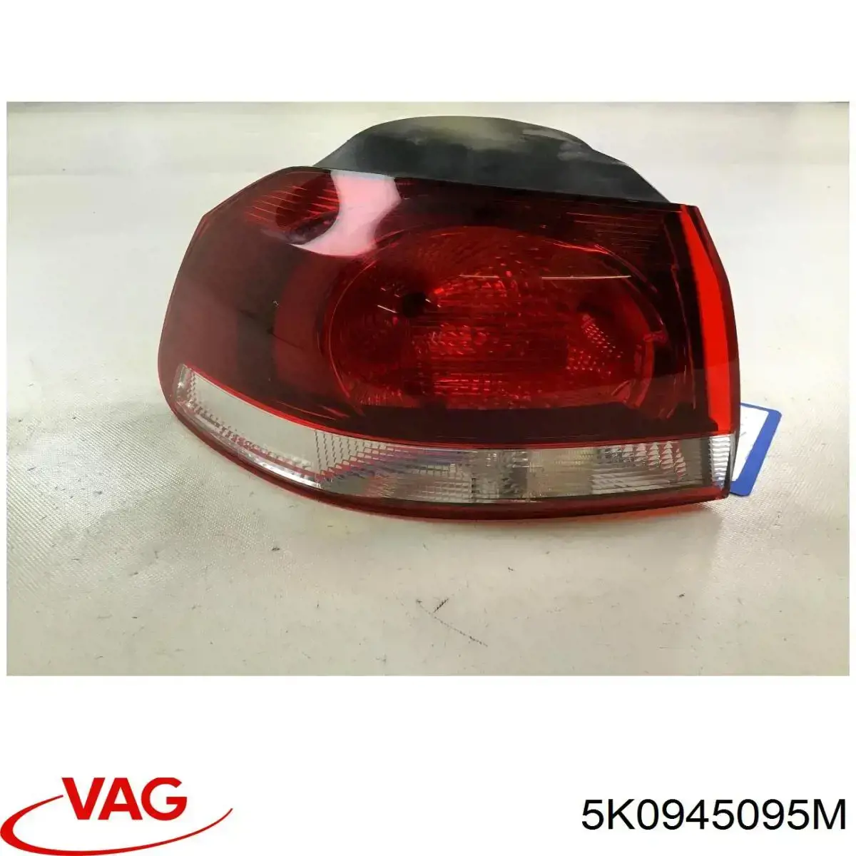 Piloto trasero exterior izquierdo 5K0945095M VAG