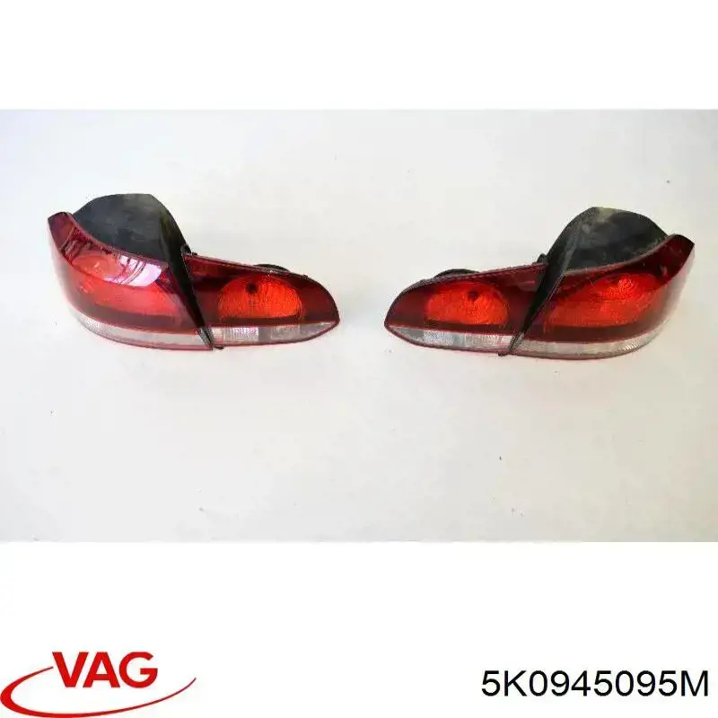 Piloto trasero exterior izquierdo VAG 5K0945095M