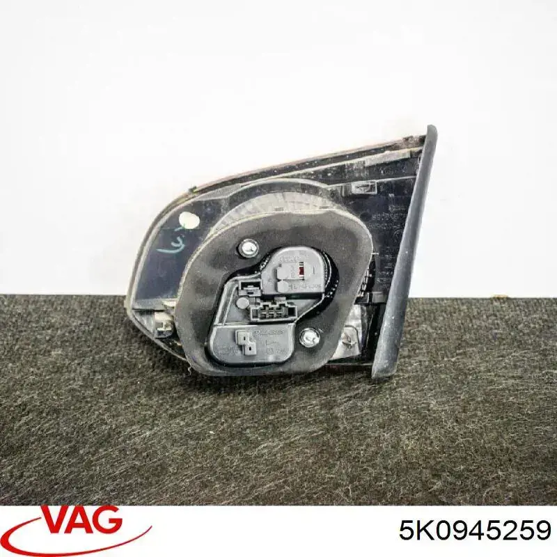 Placa de contacto de luz trasera 5K0945259 VAG