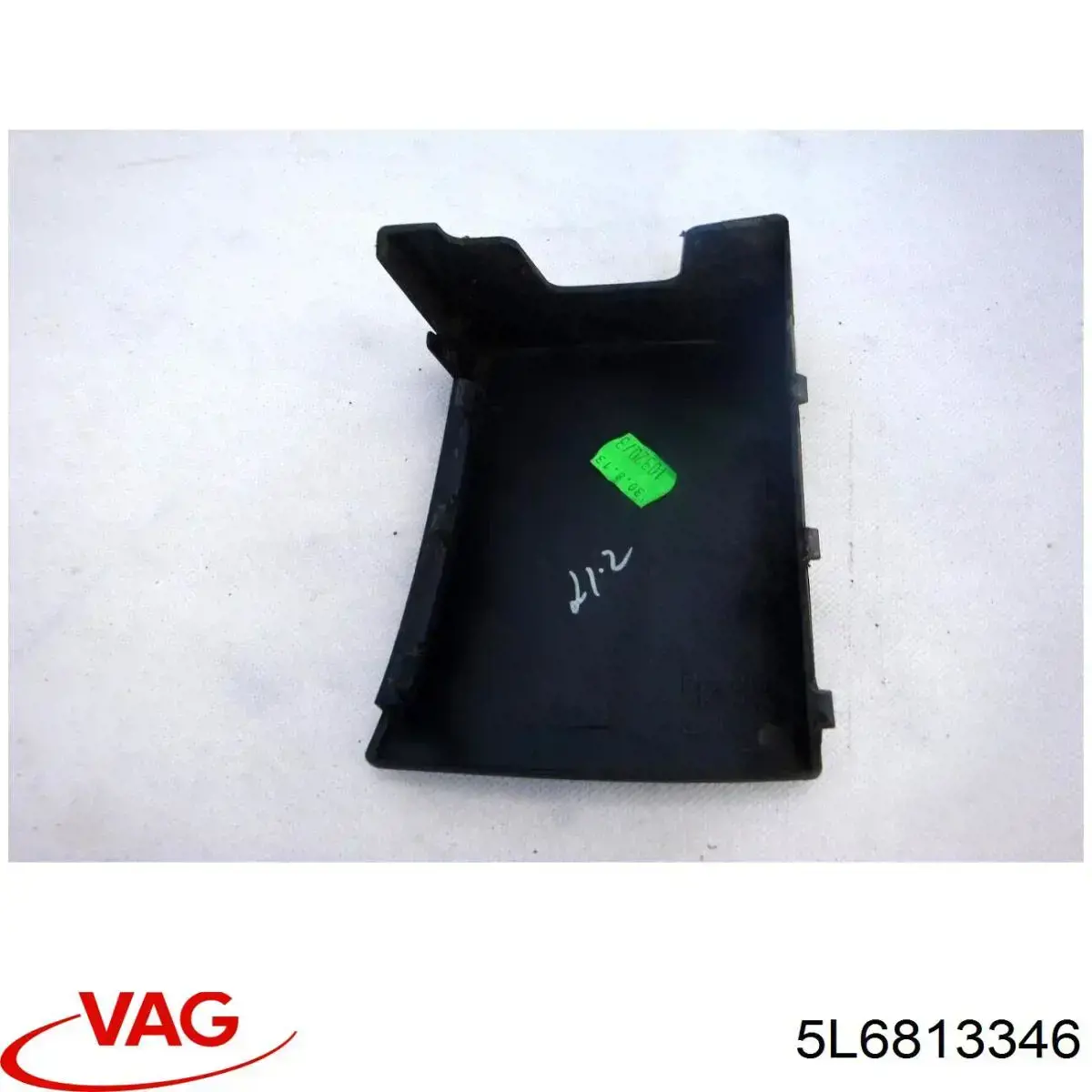 Moldura derecha del parachoques trasero VAG 5L6813346 precio, desde 20,46 EUR