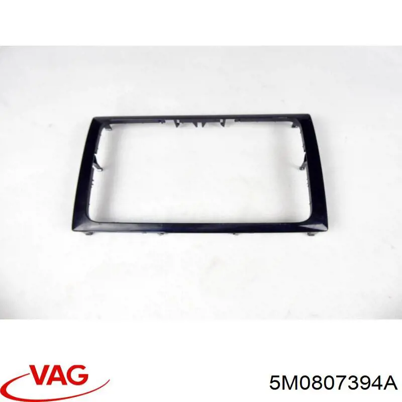Guía derecha del parachoques trasero VAG 5M0807394A precio, desde 16,09 EUR