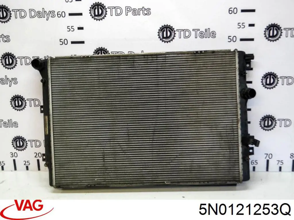Radiador de água VAG 5N0121253Q