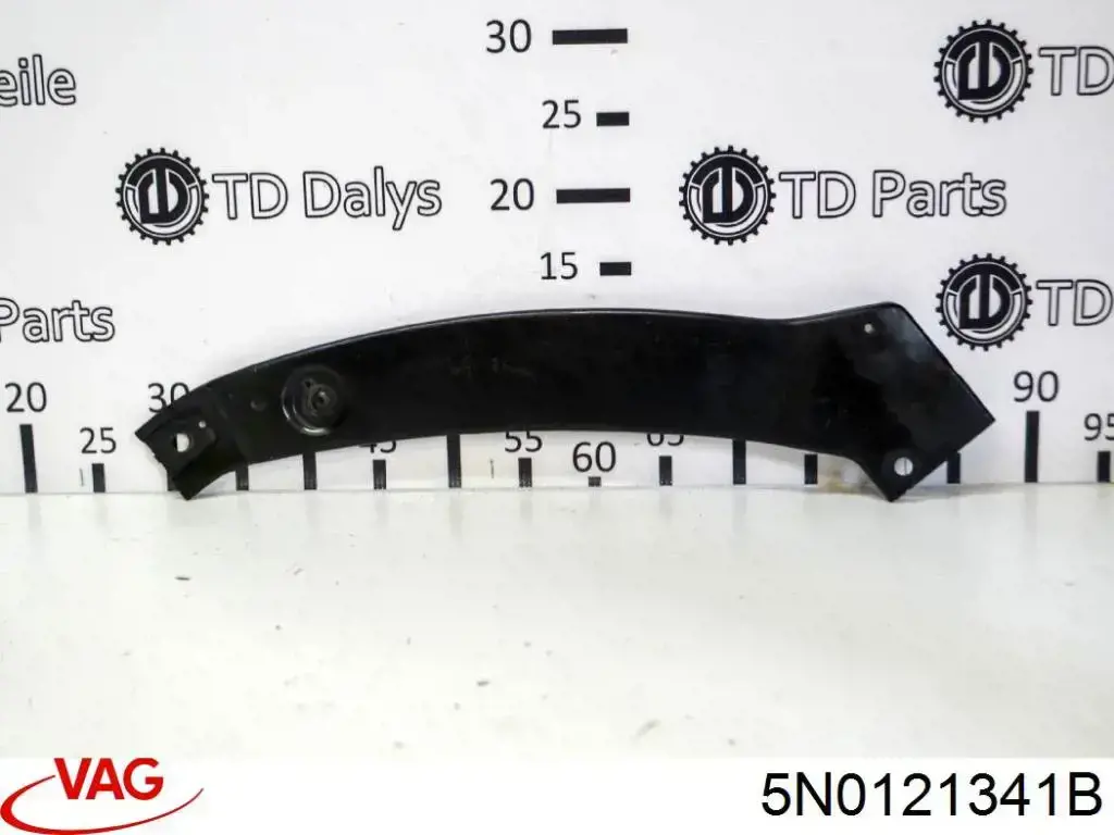 Deflector de aire inferior del radiador 5N0121341B VAG
