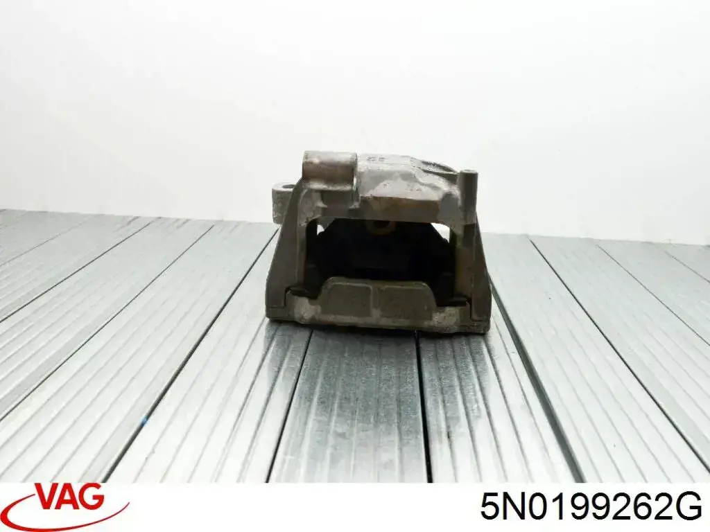 Soporte de motor derecho VAG 5N0199262G