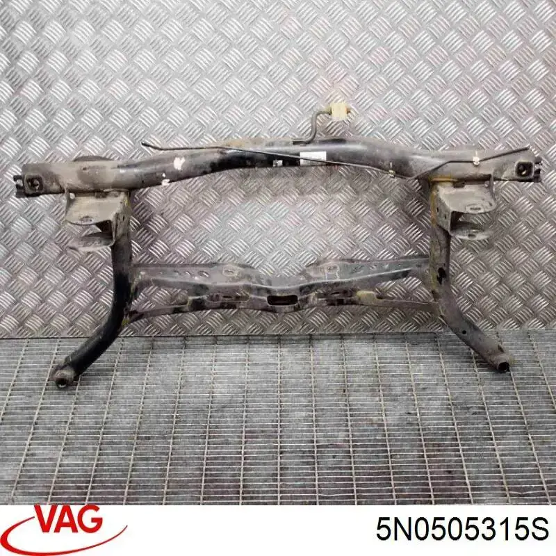 Subchasis trasero soporte motor VAG 5N0505315S precio, desde 524,17 EUR