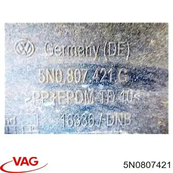Parachoques trasero, parte superior VAG 5N0807421