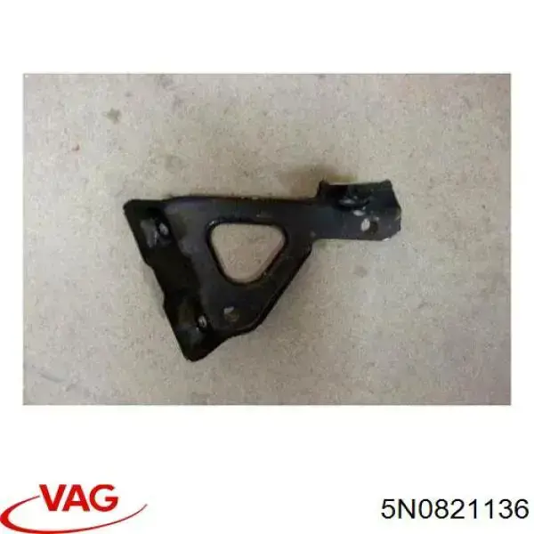Soporte delantero de guardabarros delantero derecho VAG 5N0821136 precio, desde 26,56 EUR