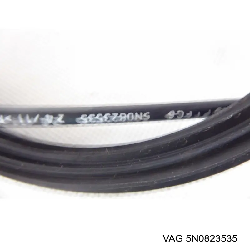 Cable de apertura del capó trasero VAG 5N0823535