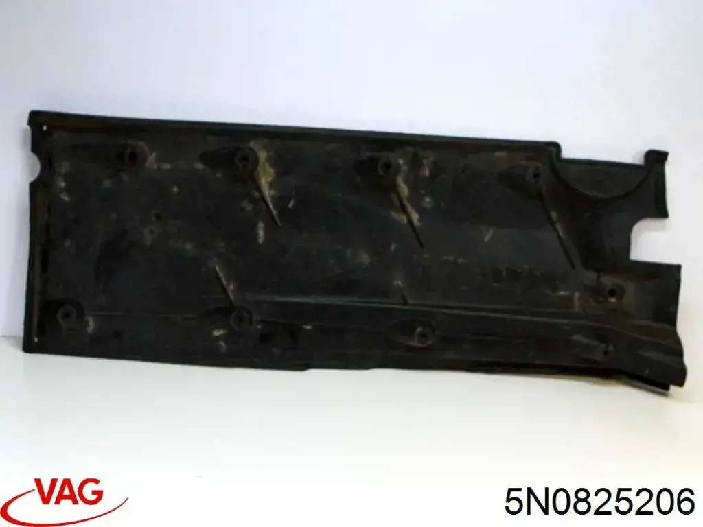 Protector de bajos trasero 5N0825206 VAG