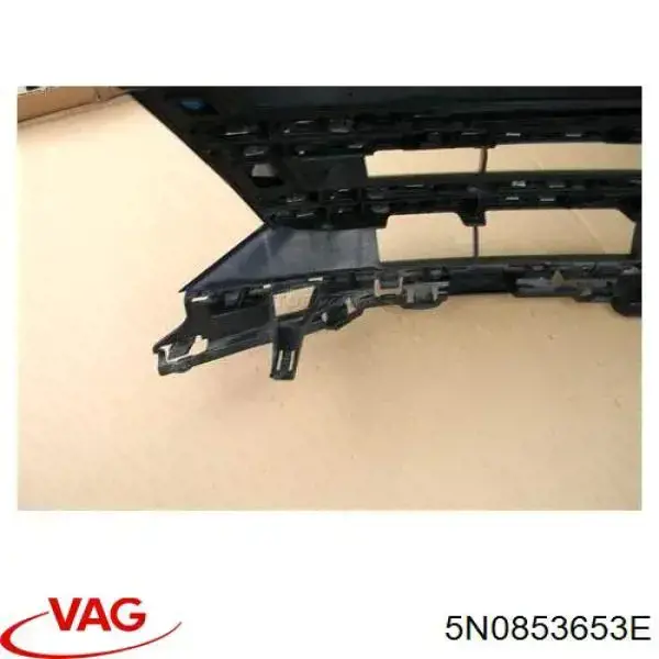 5N0853653E VAG Calandra