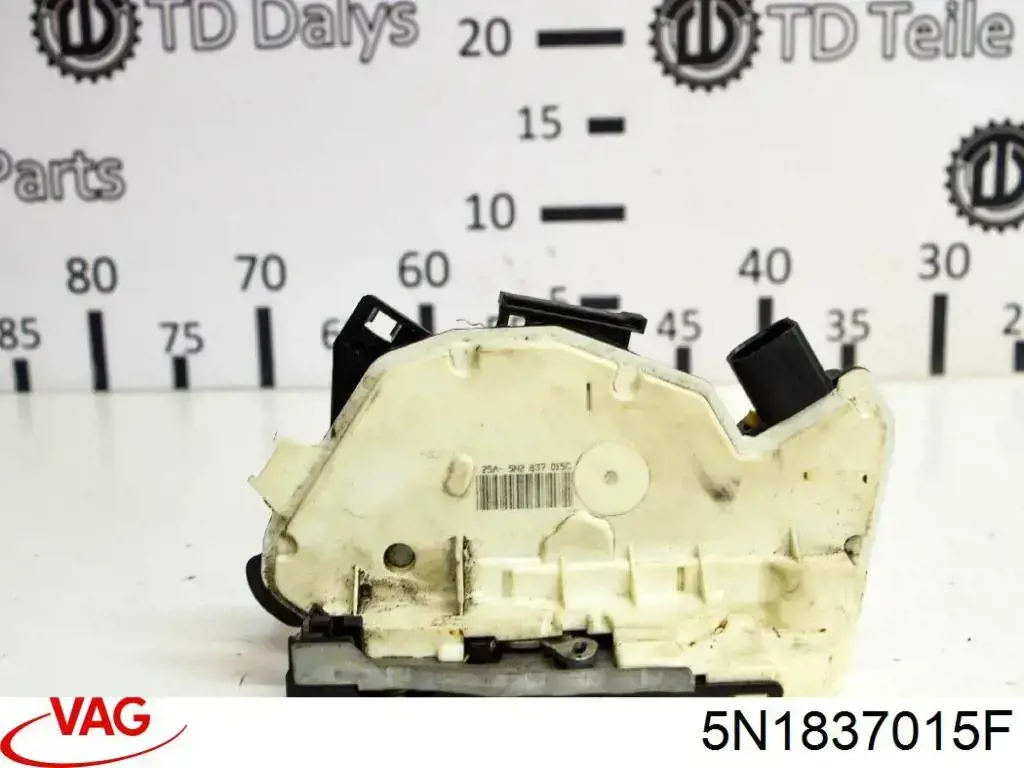 133539 Triclo Cerradura de puerta