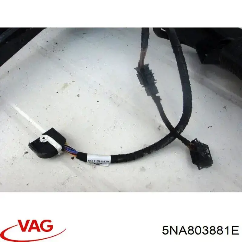 5NA803881E VAG Enganche de remolque