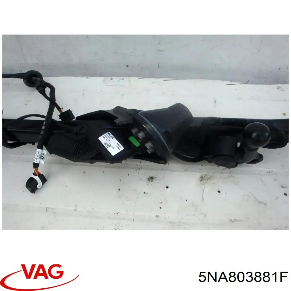 5NA803881F VAG Enganche de remolque