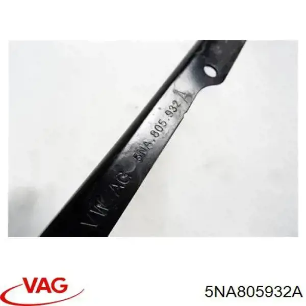 Soporte superior derecho del radiador VAG 5NA805932A