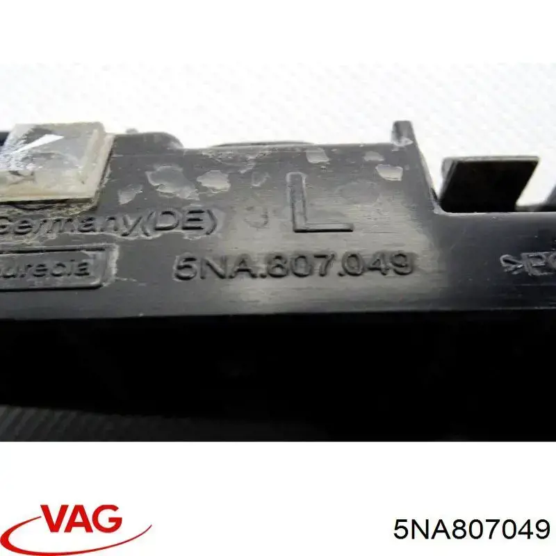 5NA807049 VAG Guía del parachoques delantero izquierda