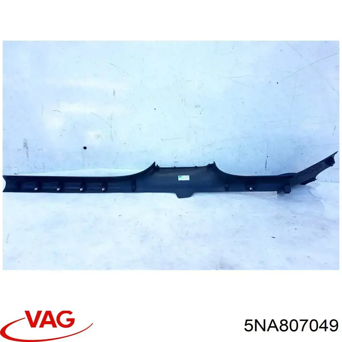 Guía del parachoques delantero izquierda VAG 5NA807049 precio, desde 7,89 EUR