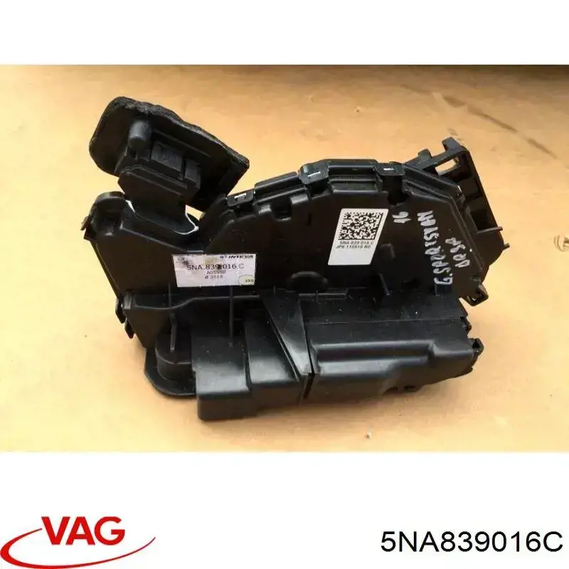 Cerradura de la puerta trasera derecha VAG 5NA839016C precio, desde 60,24 EUR