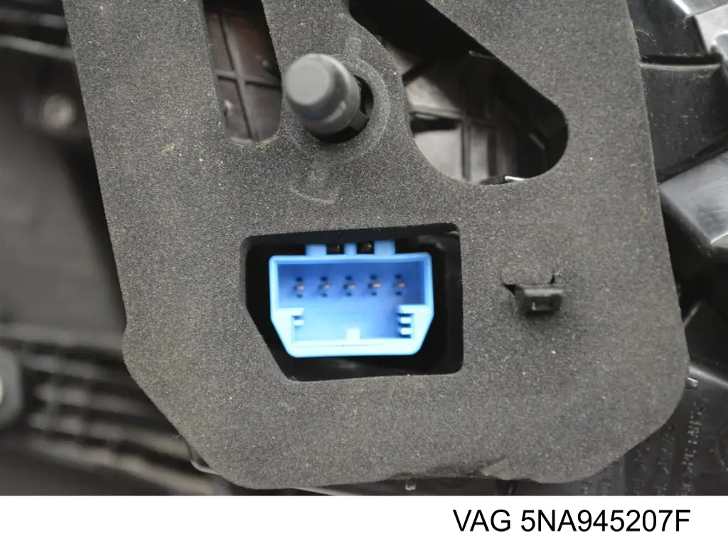 Comprar 5NA945207F VAG Piloto trasero exterior izquierdo