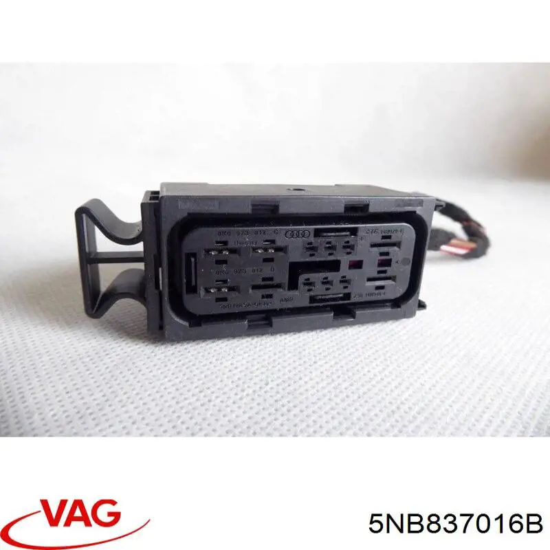 Comprar 5NB837016D VAG Cerradura de puerta delantera derecha