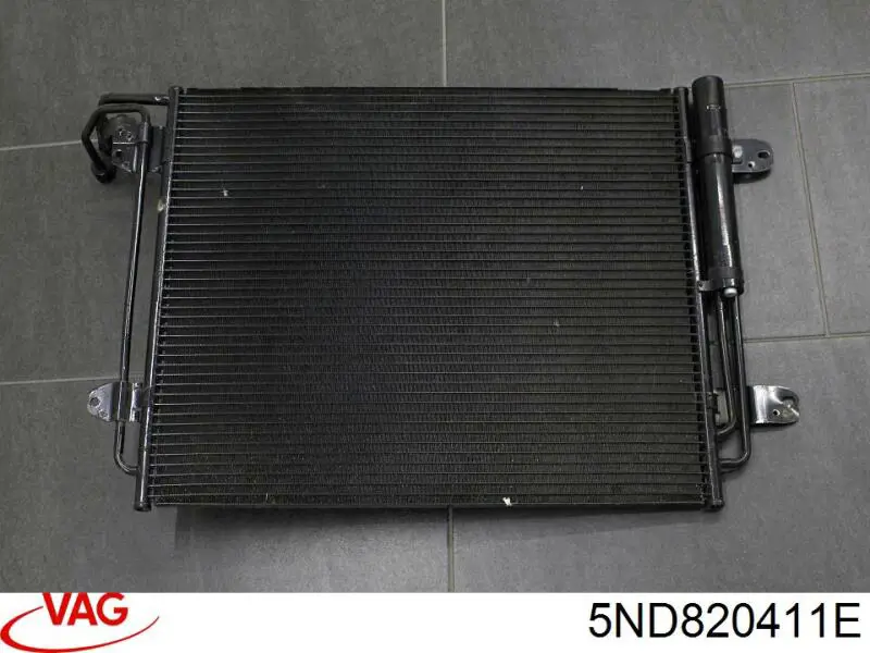 5ND820411E VAG condensador aire acondicionado