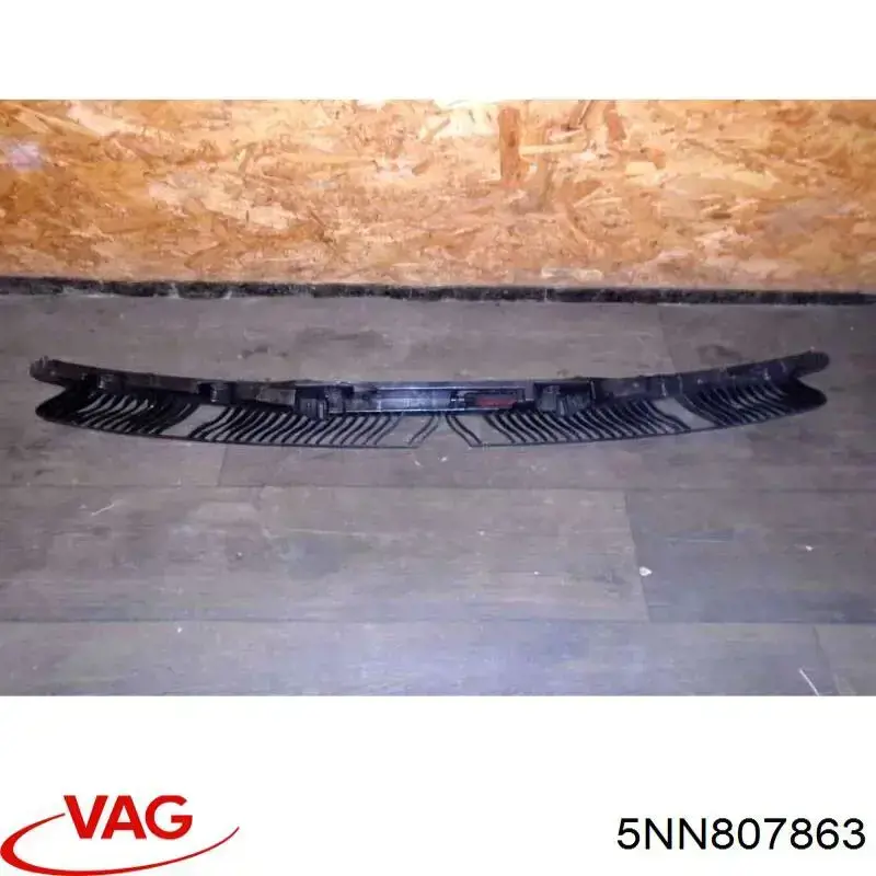 Comprar 5NN807863 VAG Soporte central del parachoques trasero
