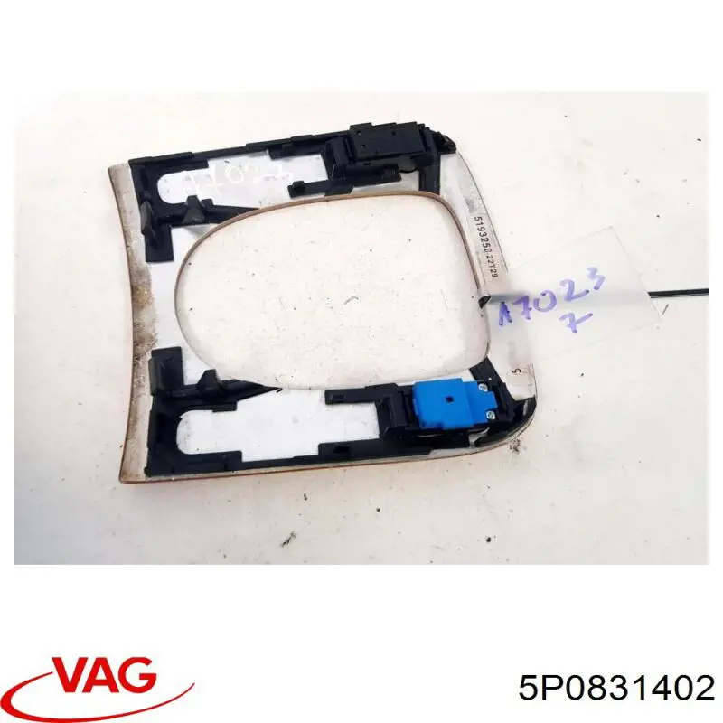 Bisagra de la puerta delantera derecha VAG 5P0831402A precio, desde 70,96 EUR