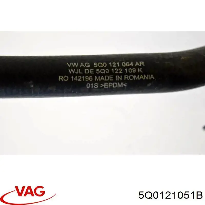 Manguera de refrigeración del bombeo auxiliar a la bomba de agua VAG 5Q0121051B precio, desde 27,48 EUR