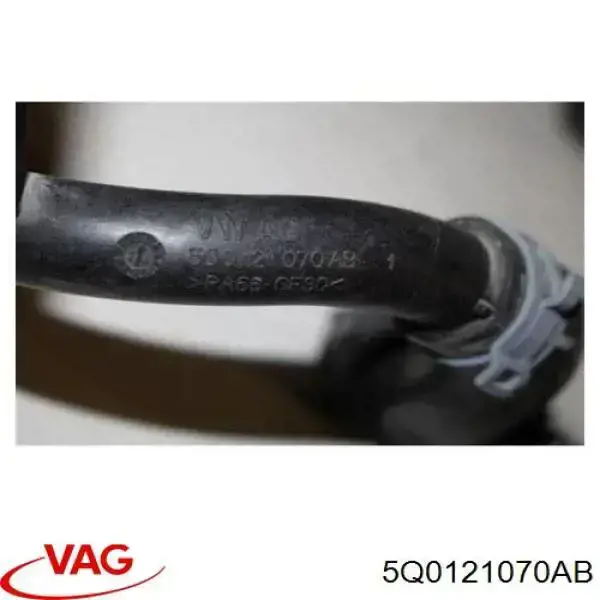 5Q0121070AB VAG manguera (conducto del sistema de refrigeración)