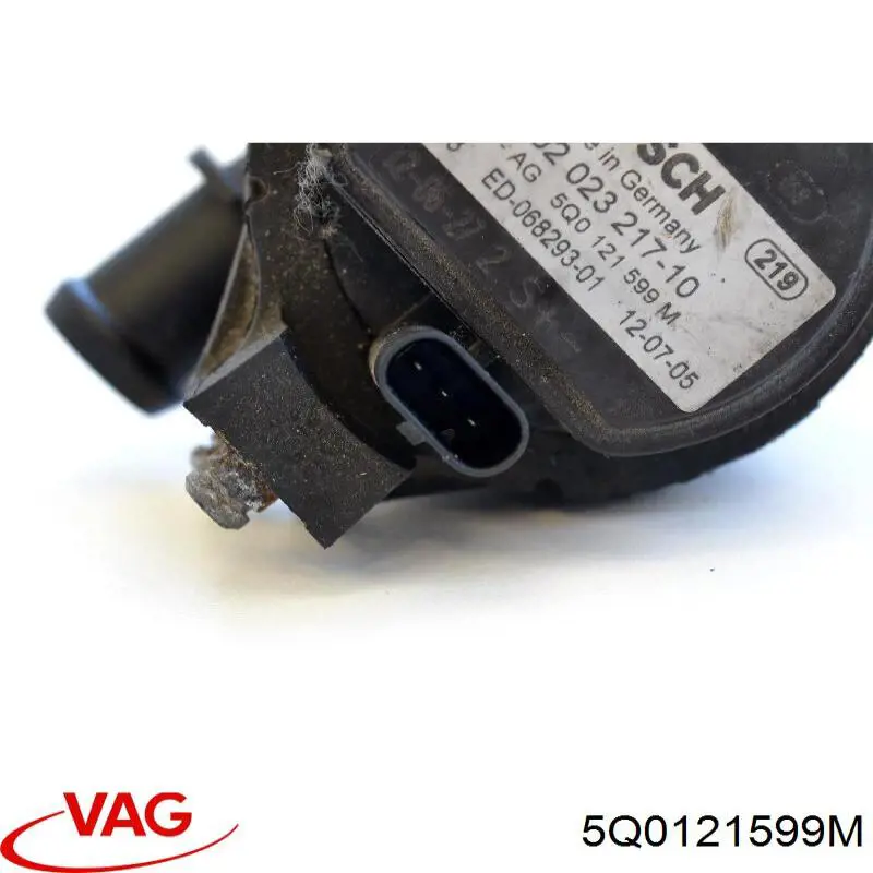 Bomba de agua eléctrica auxiliar 5Q0121599M VAG