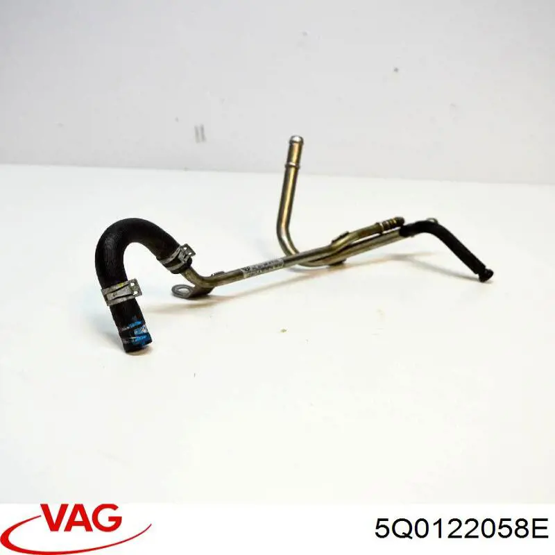 Manguito de líquido refrigerante VAG 5Q0122058E precio, desde 60,98 EUR