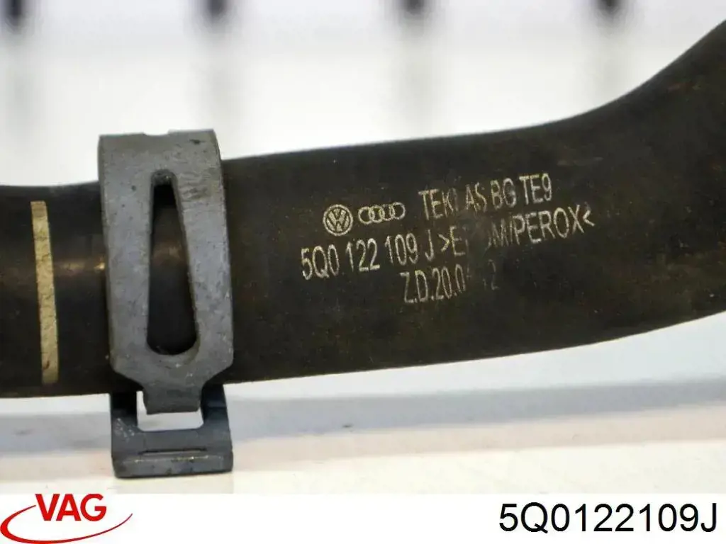 Manguito de radiador VAG 5Q0122109J
