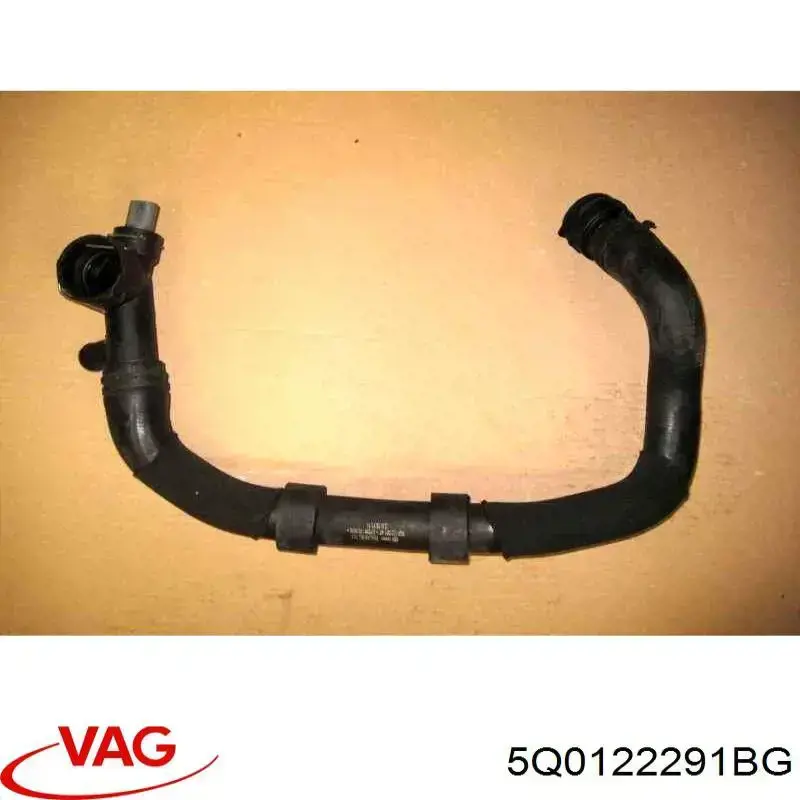 5Q0122291BG VAG brida del sistema de refrigeración (triple)